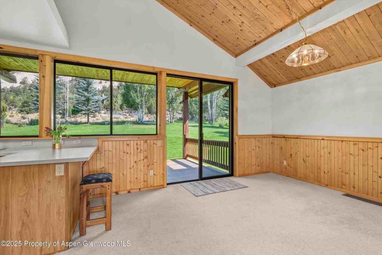 17 Dakota Ct - Photo 7 of 44