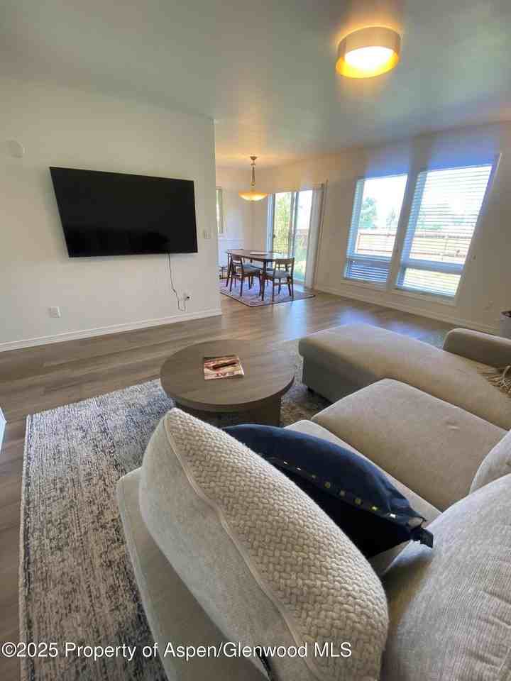 1167 Vitos Way - Photo 3 of 27