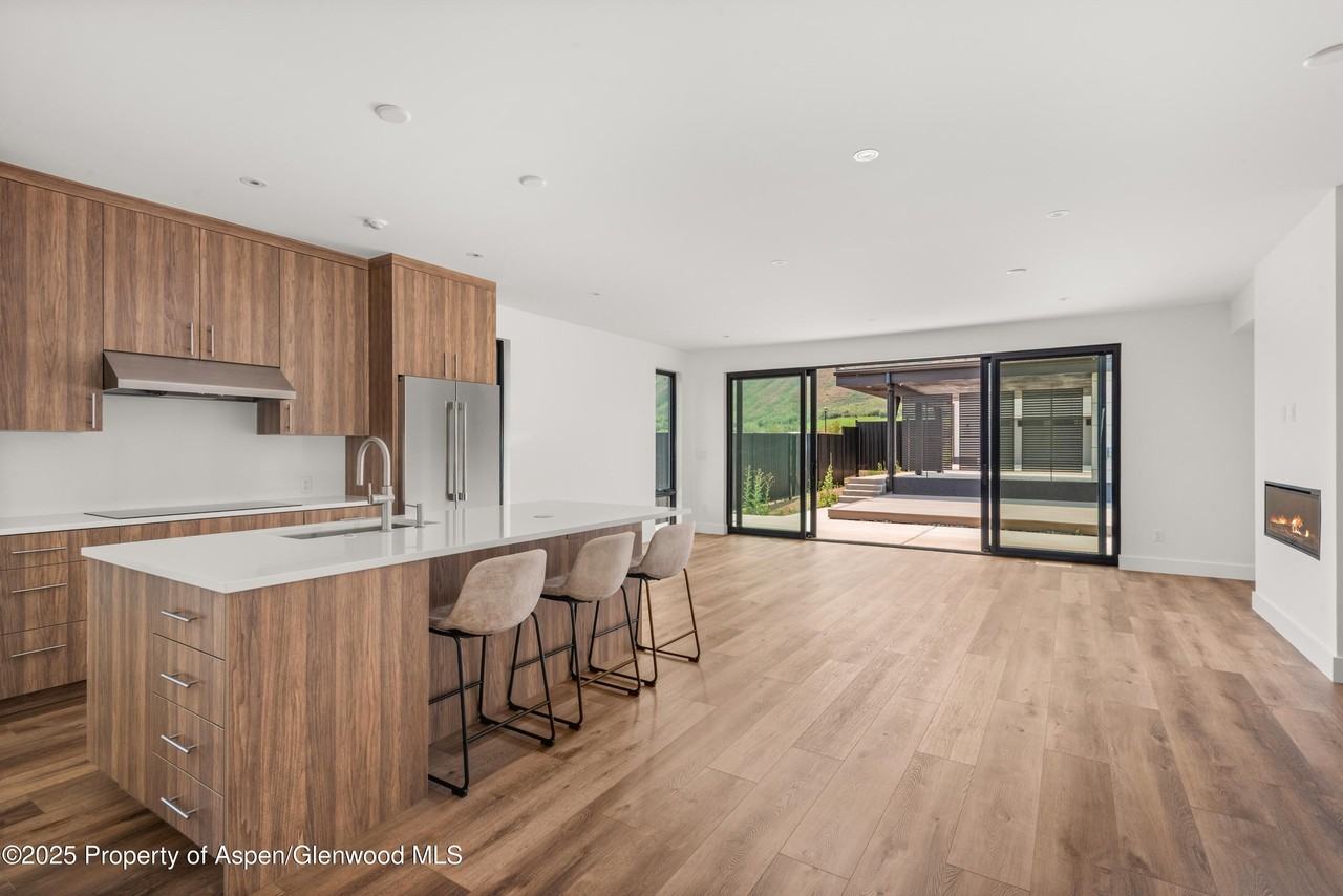 357 Stotts Mill Rd - Photo 3 of 29