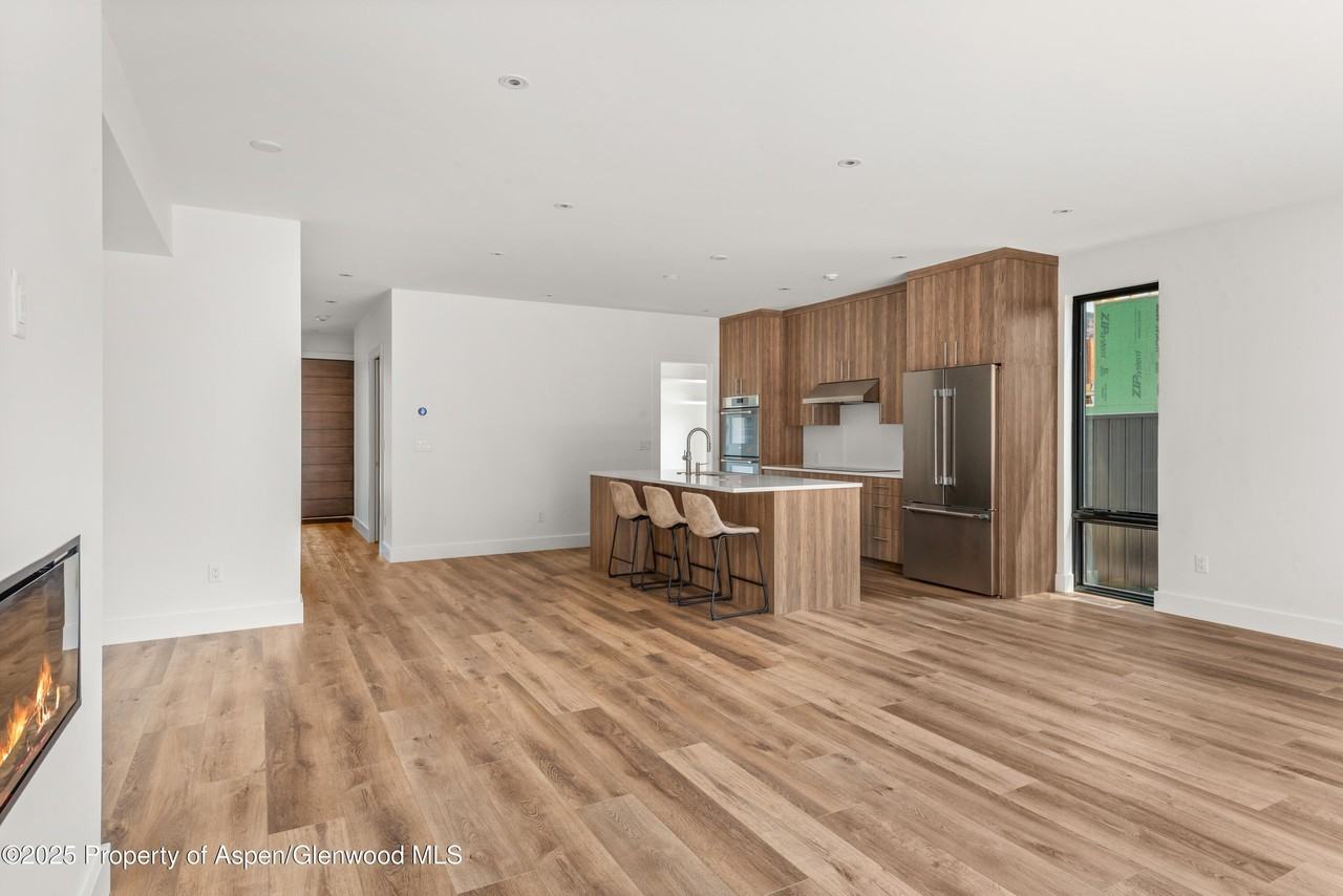 357 Stotts Mill Rd - Photo 6 of 29