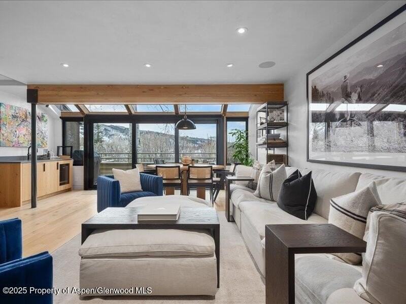 100 North 8th Street #15 - Photo 4 of 27