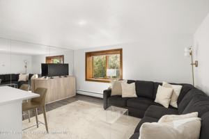 featured image of 119 E Cooper Ave Apt 25 #25