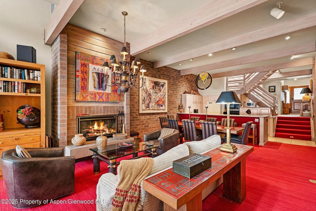 625 West End Street #12 - Photo 4 of 20