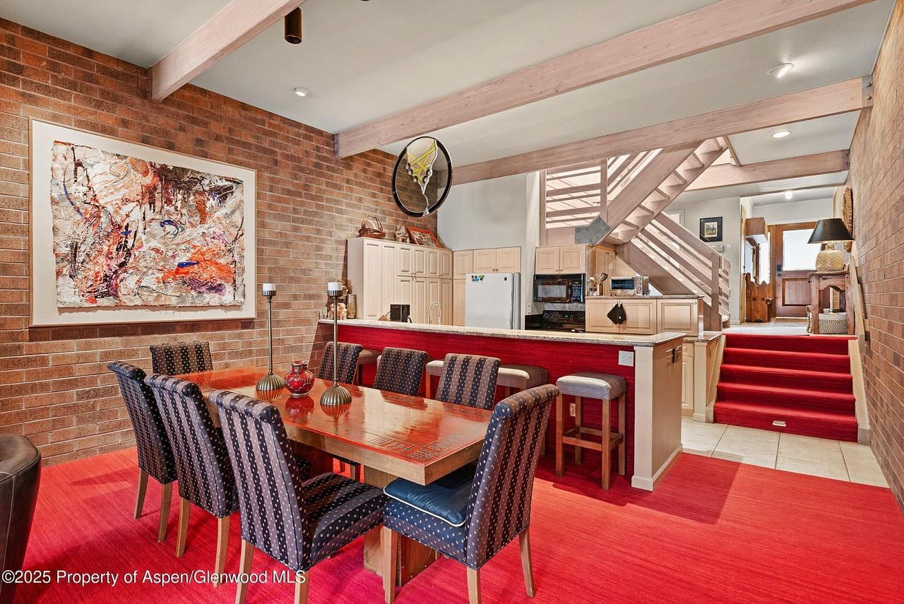 625 West End Street #12 - Photo 6 of 20