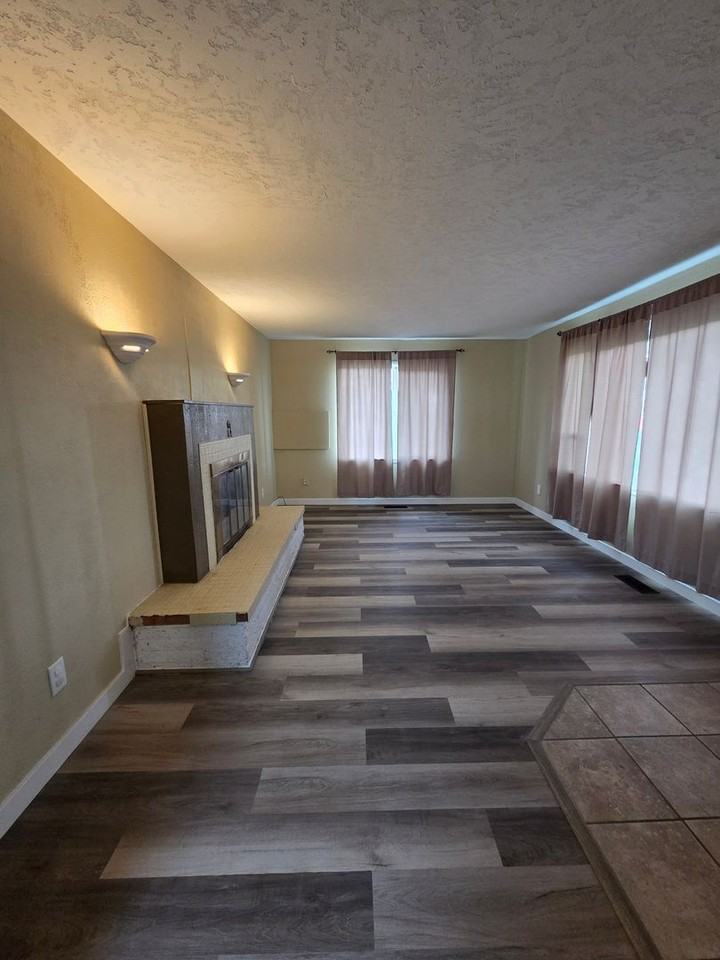 1003 Powers Ave - Photo 7 of 25