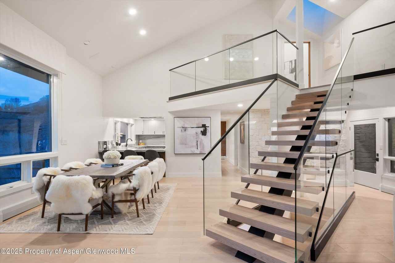 75 Bennett Ct - Photo 5 of 50