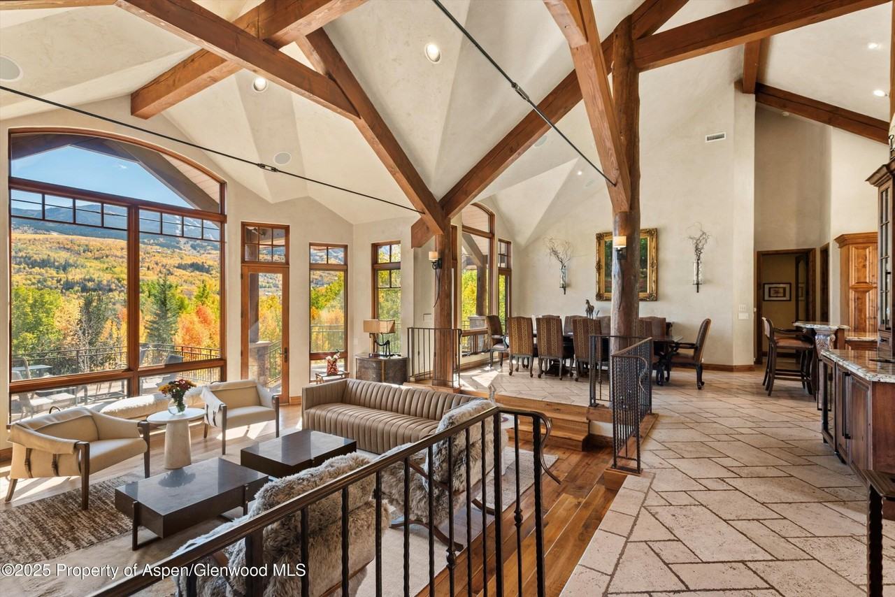 121 Oak Ridge Road - Photo 3 of 28