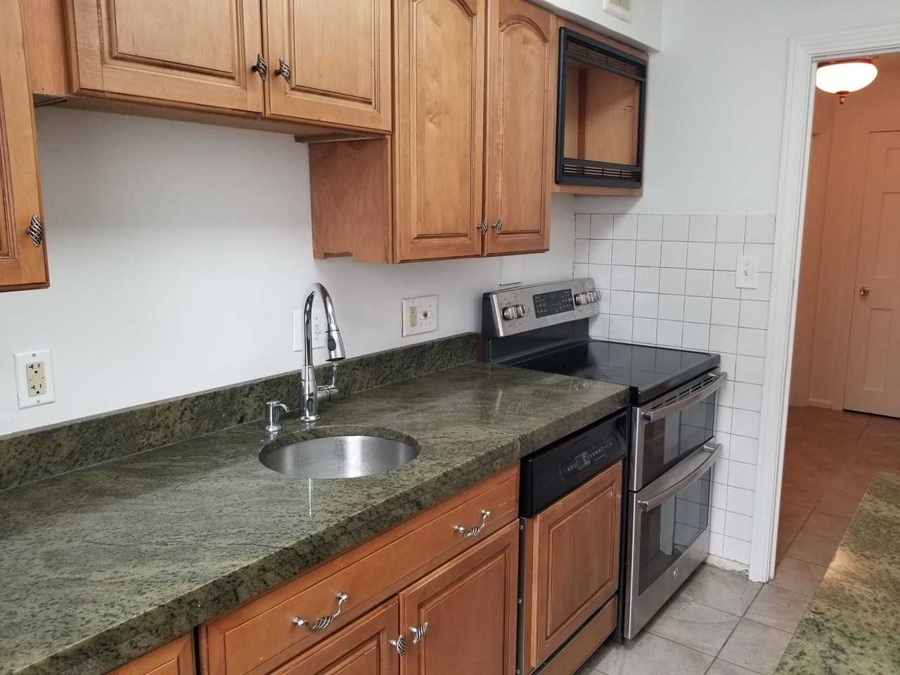 13785 Cedar Road - Photo 3 of 12