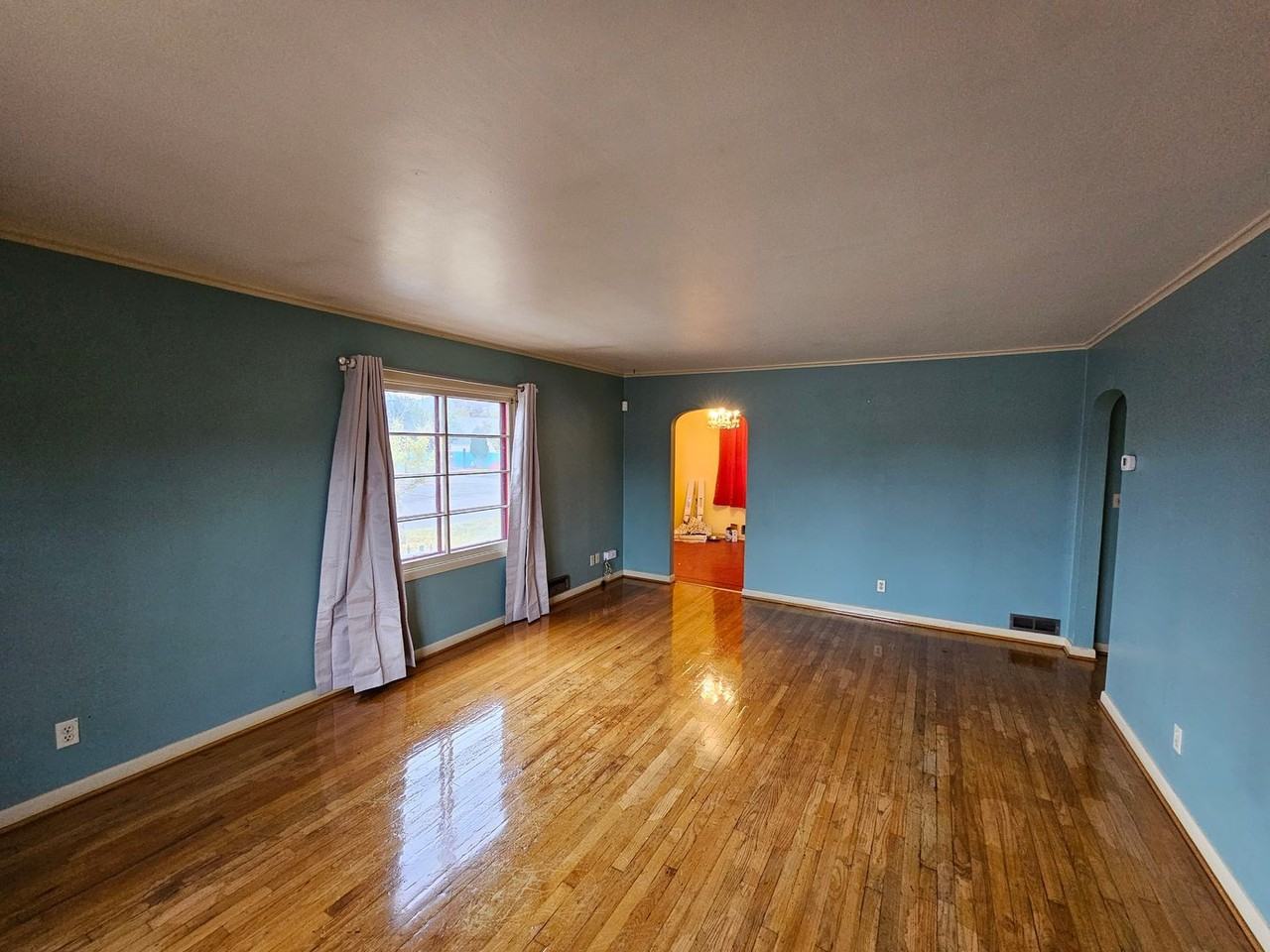 1710 Adams Avenue - Photo 4 of 15