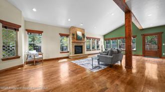 225 Juniper Ct - Photo 1 of 1