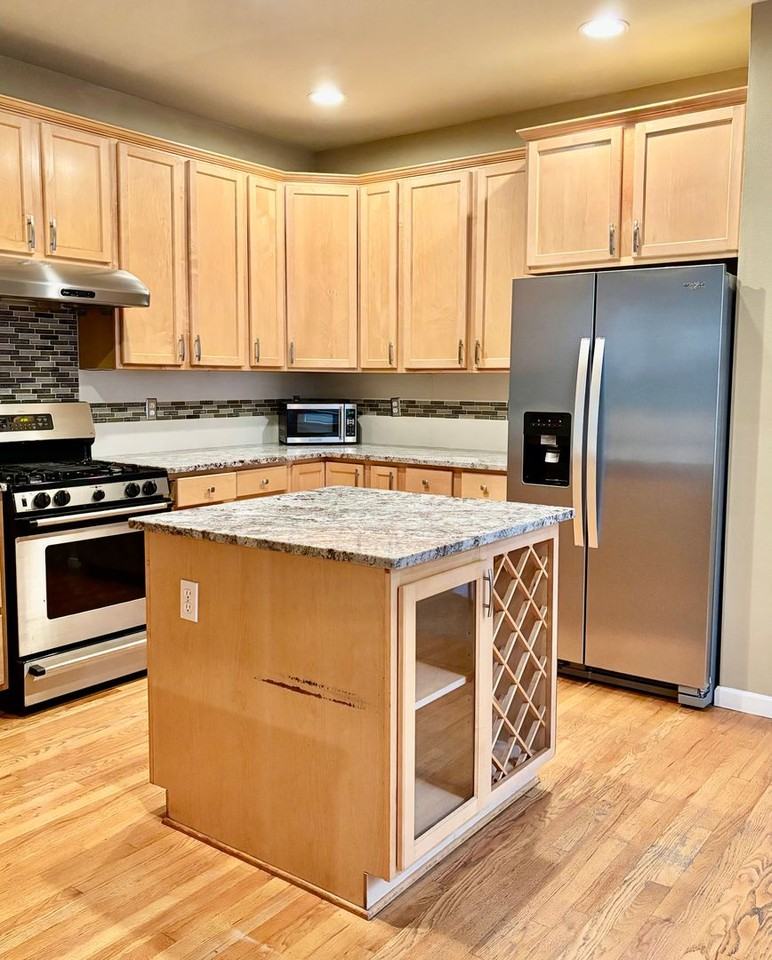 13106 Ne 139th St - Photo 3 of 34