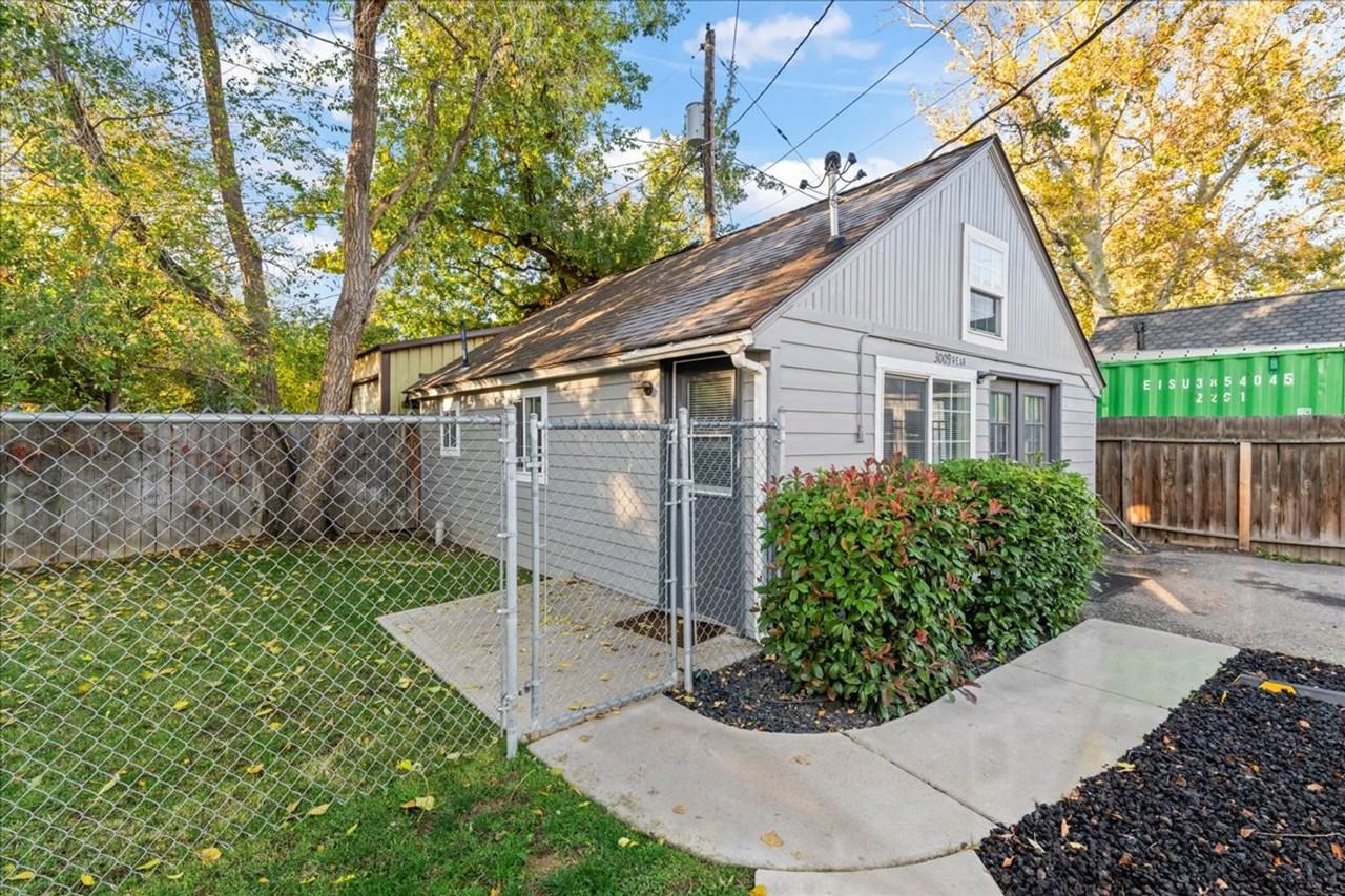 3009 W Overland Rd - Photo 2 of 15