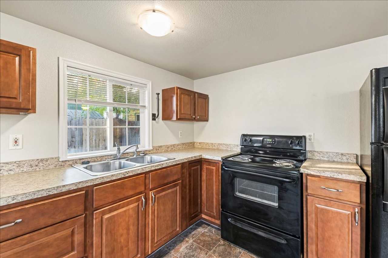 3009 W Overland Rd - Photo 6 of 15