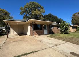 featured image of 1323 Violet Ave