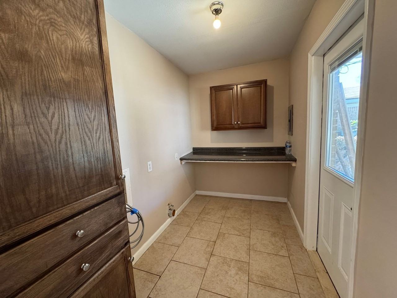 1323 Violet Ave - Photo 6 of 13