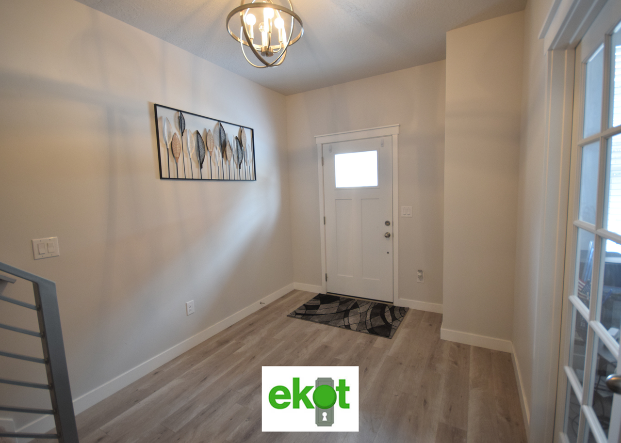 2142 North 725 West #1 - Photo 2 of 42