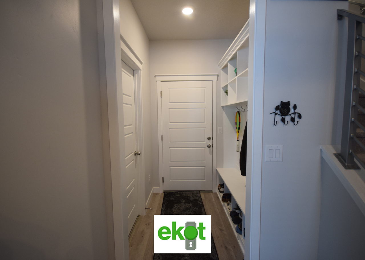 2142 North 725 West #1 - Photo 3 of 42