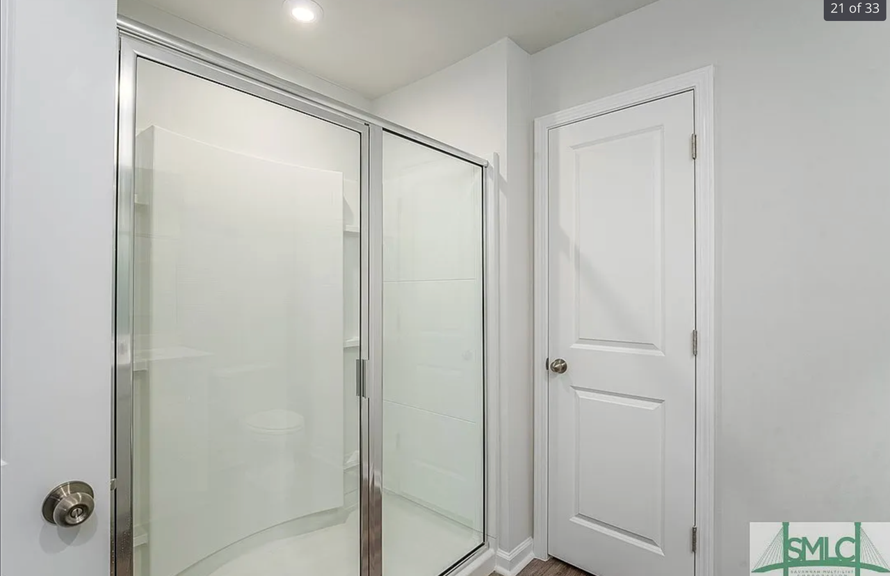 186 Crosstown Ave - Photo 6 of 33