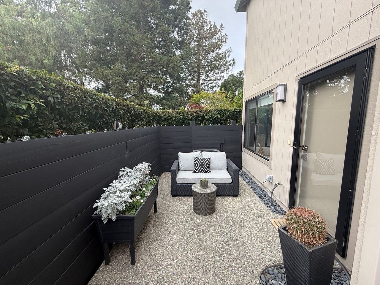 104 Dockside Cir - Photo 3 of 19