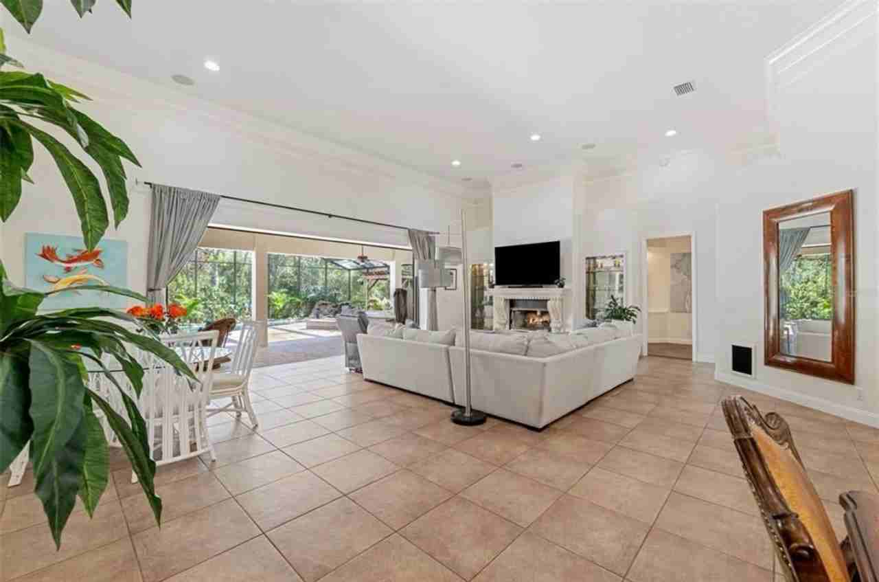 4583 Baycedar Lane - Photo 6 of 44