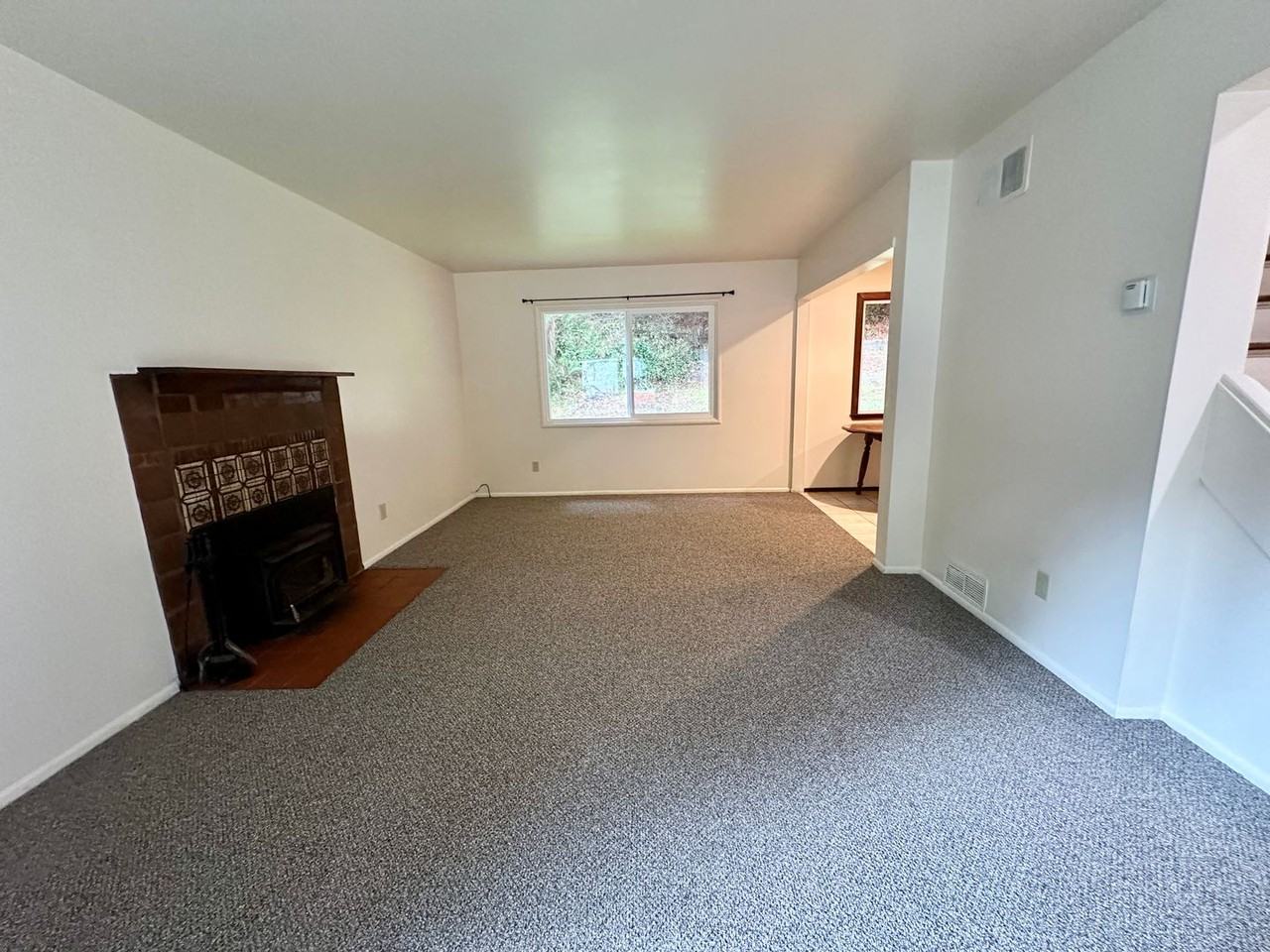 1414 Beverly Dr - Photo 4 of 23