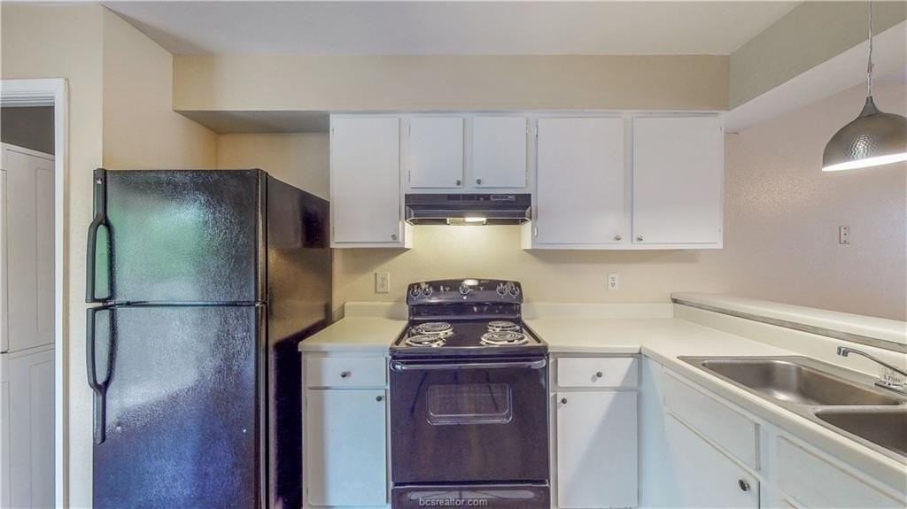 301 Manuel Dr #C - Photo 7 of 26