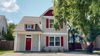 205 Sterling St Unit A - Photo 1 of 1