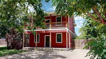 featured image of 821 Avenue B