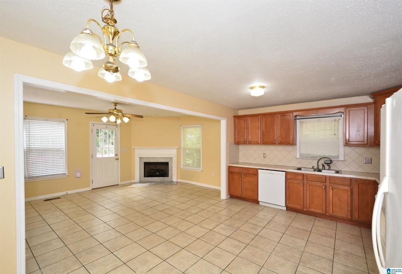 1721 Maralyn Dr - Photo 6 of 31