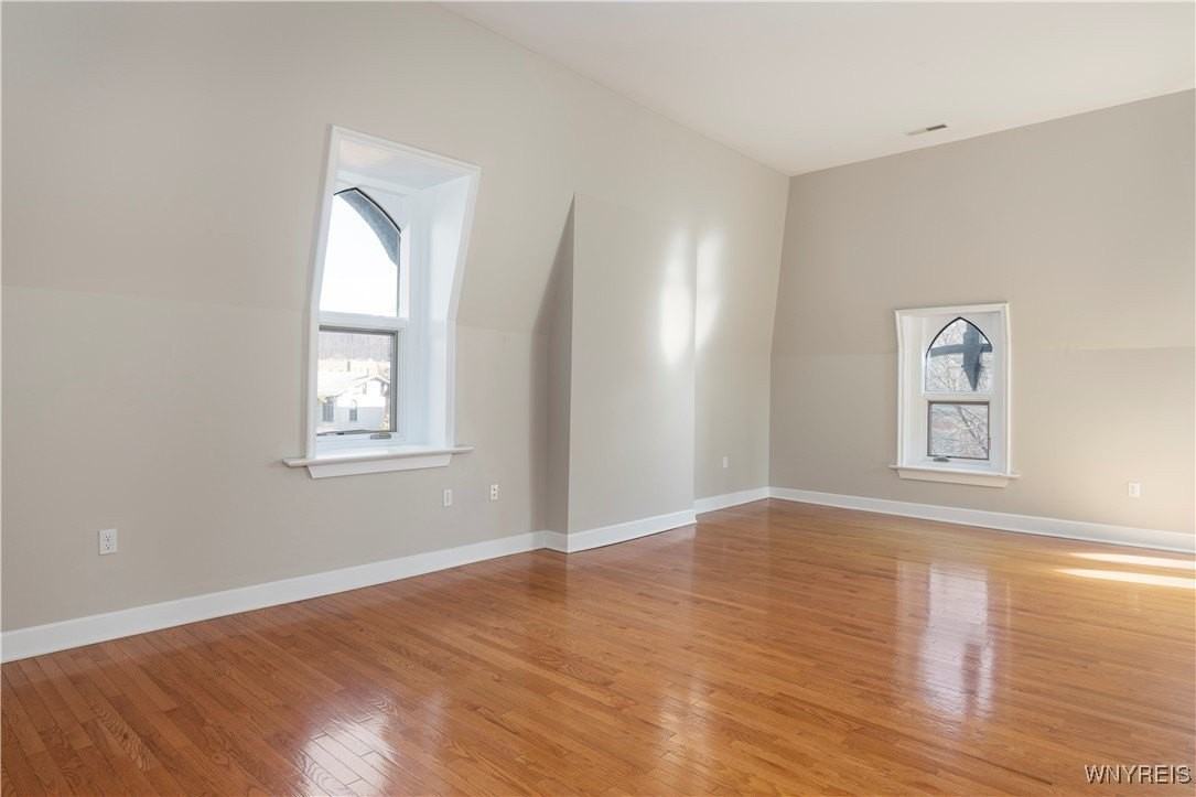 414 Franklin St Apt 3 #3 - Photo 5 of 17