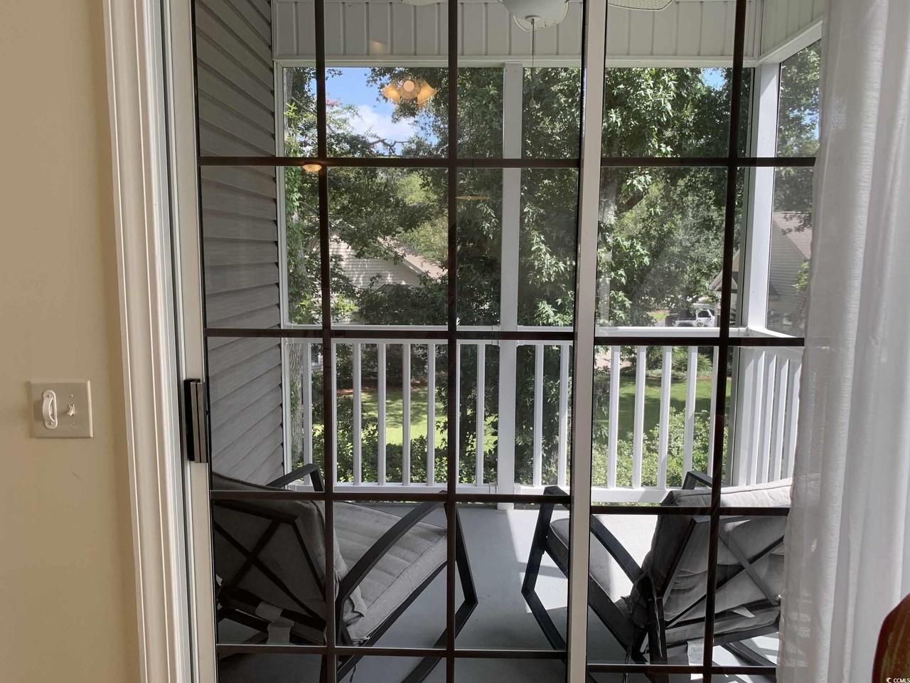 911 Algonquin Dr Unit H - Photo 4 of 27