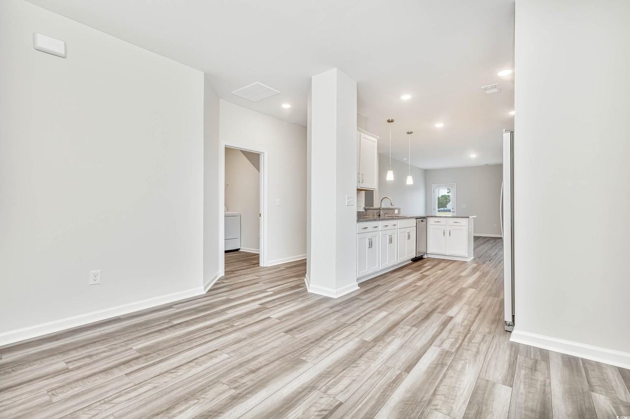 1129 Boswell Court - Photo 7 of 41