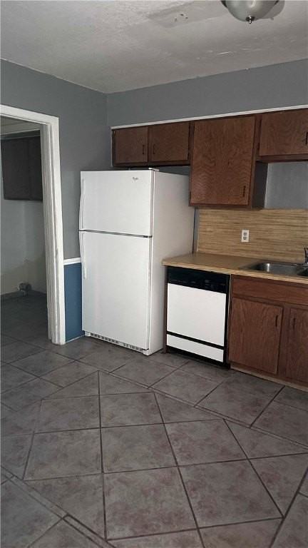 6620 Hardwick Dr - Photo 7 of 11