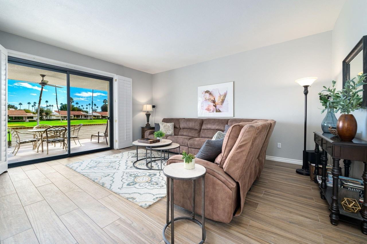 187 Torremolinos Dr - Photo 6 of 35