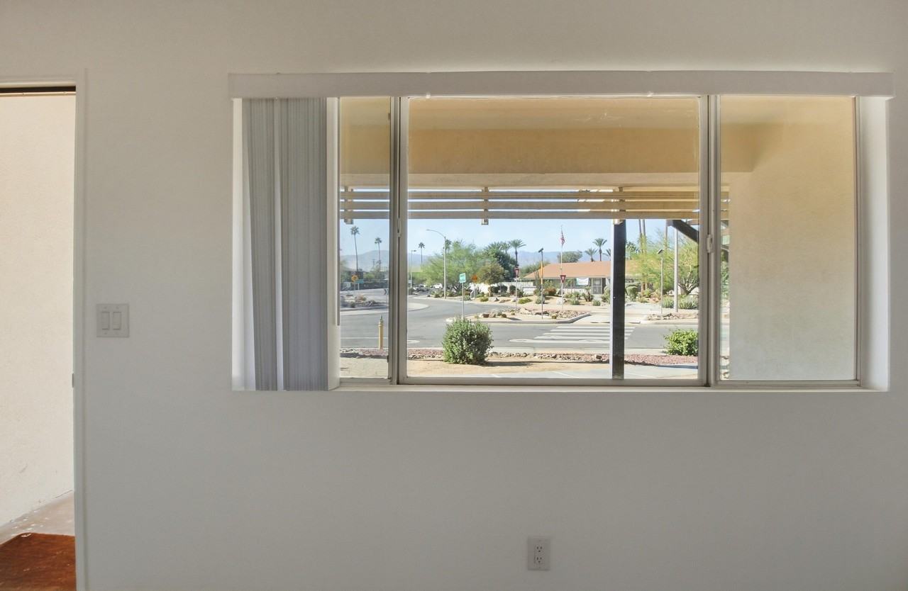 77912 Michigan Dr Unit A2 #A2 - Photo 4 of 12