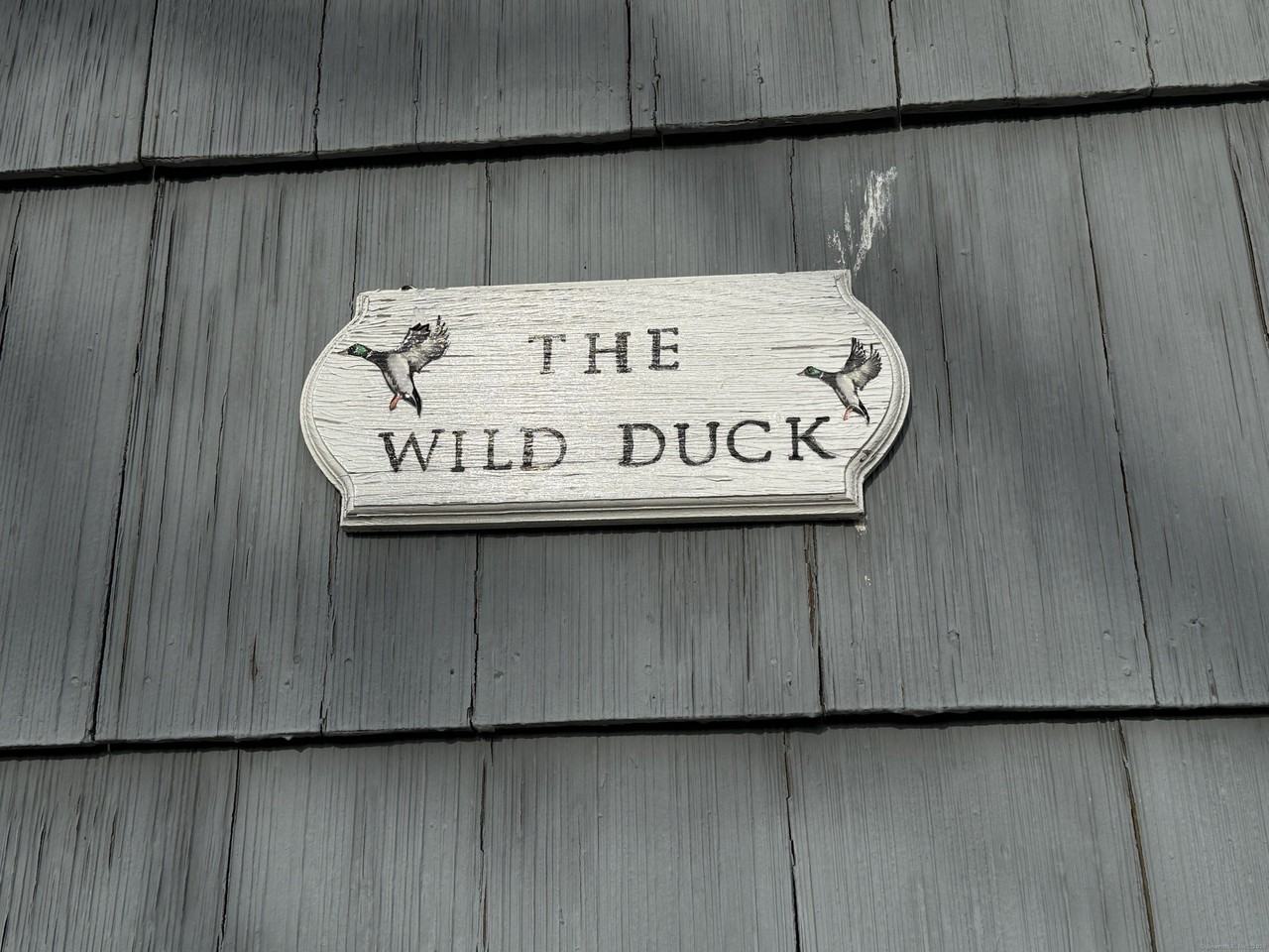 621 Fairfield Beach Rd - Photo 7 of 7