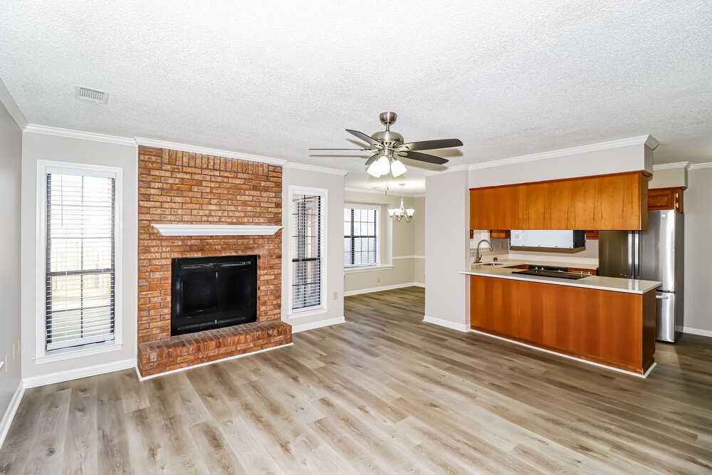 7792 Hickory Meadow Road - Photo 6 of 17