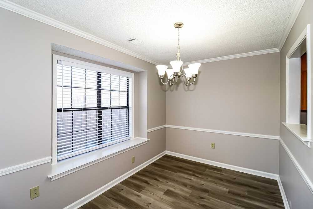 7792 Hickory Meadow Road - Photo 7 of 17