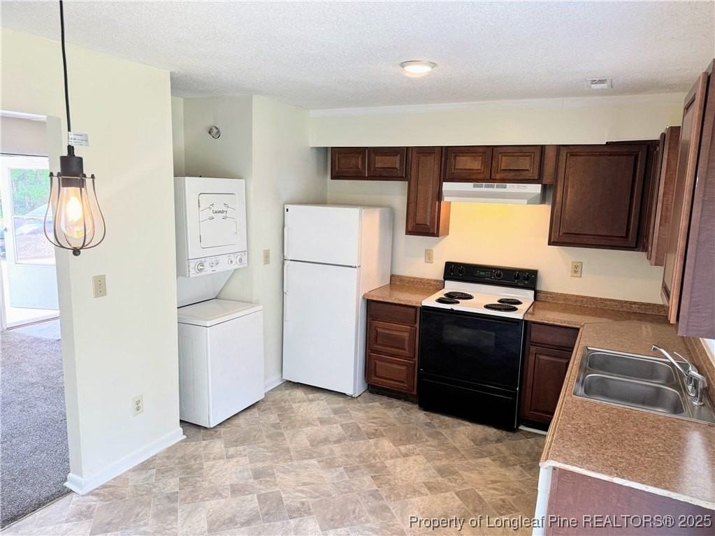 6633 Abbey Lane - Photo 7 of 17