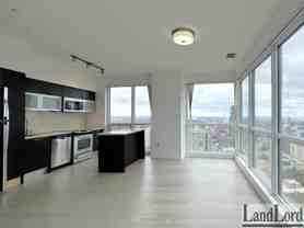 386 Yonge Street - Photo 1 of 1