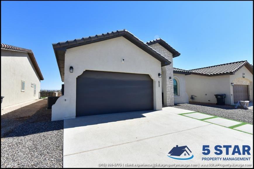 652 Paseo Dulce Ave - Photo 3 of 10