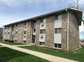 866 N Milwaukee Ave - Photo 1 of 1