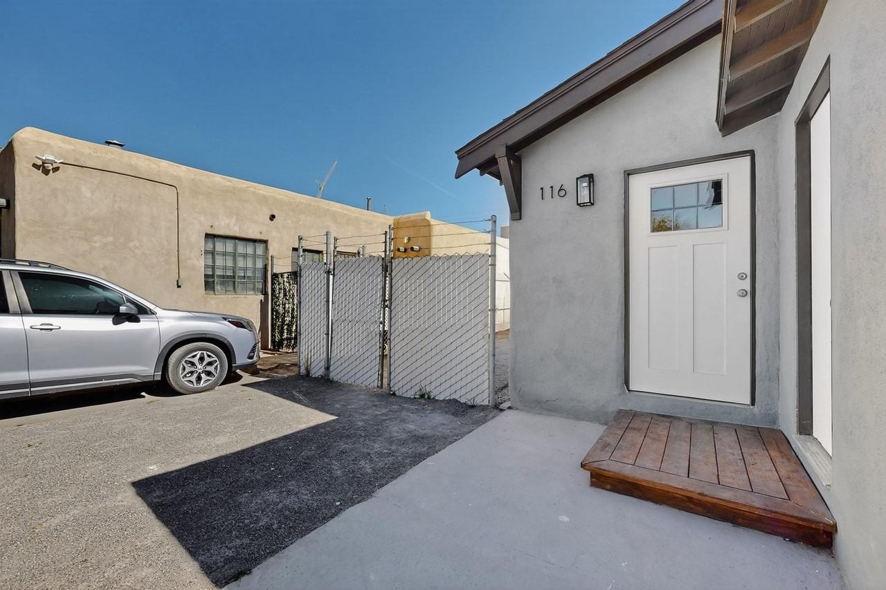 116 Stanford Drive Southeast - Photo 6 of 43