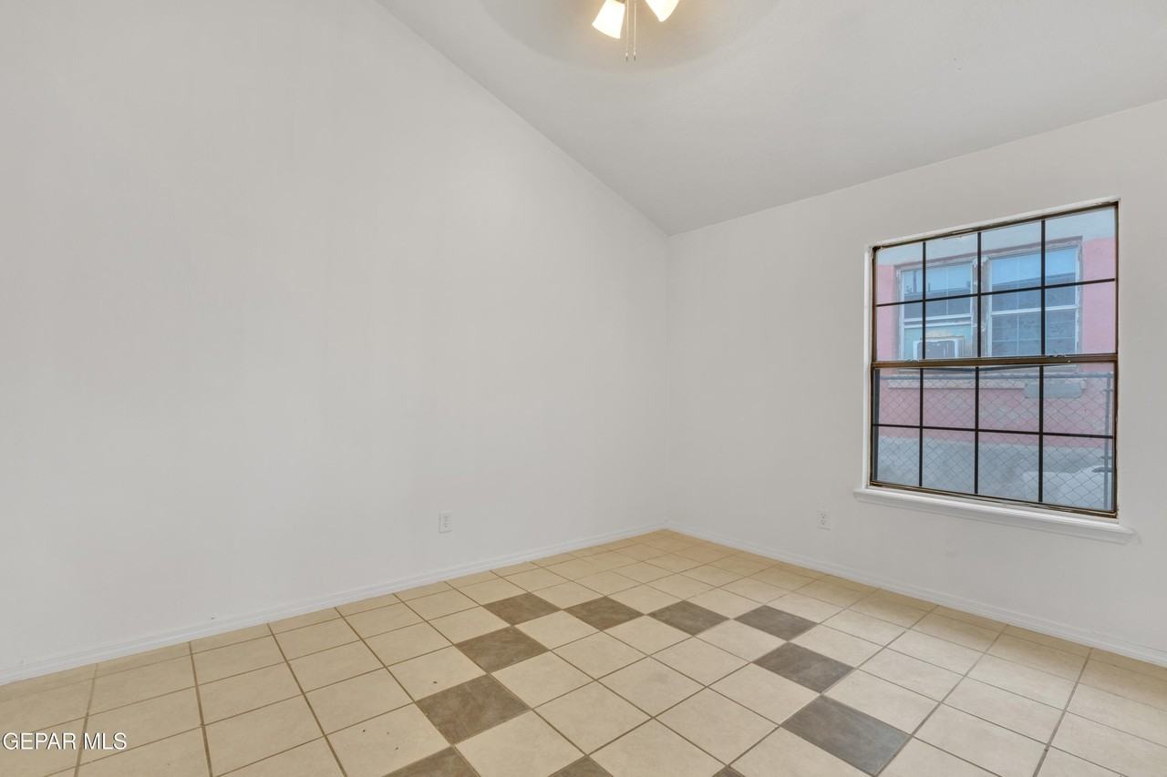 3700 La Luz Ave Unit B #B - Photo 5 of 15