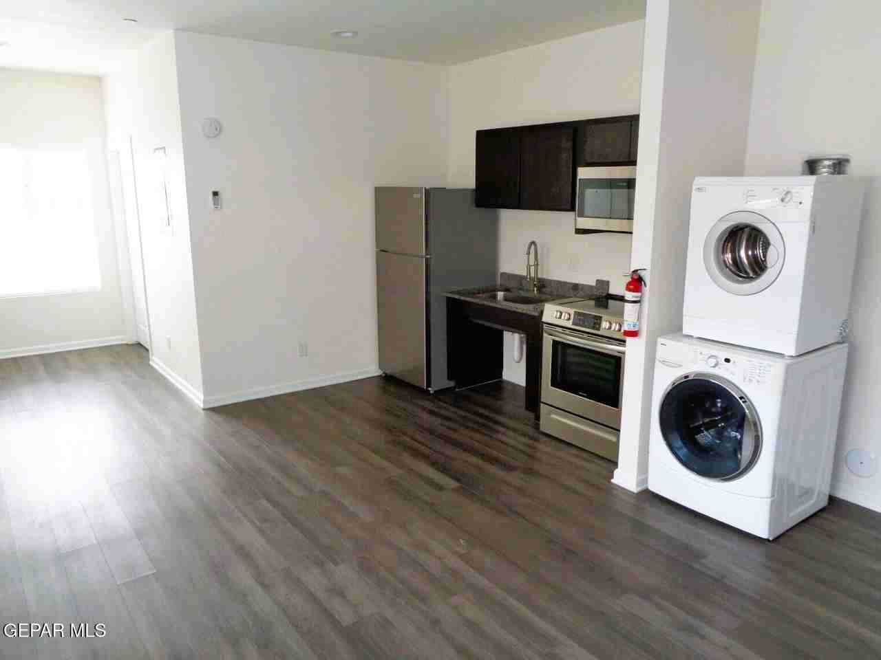 1964 Murchison Dr Apt 1a #1A - Photo 6 of 9