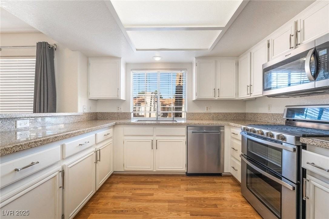 1851 Hillpointe Rd #1522 - Photo 4 of 20