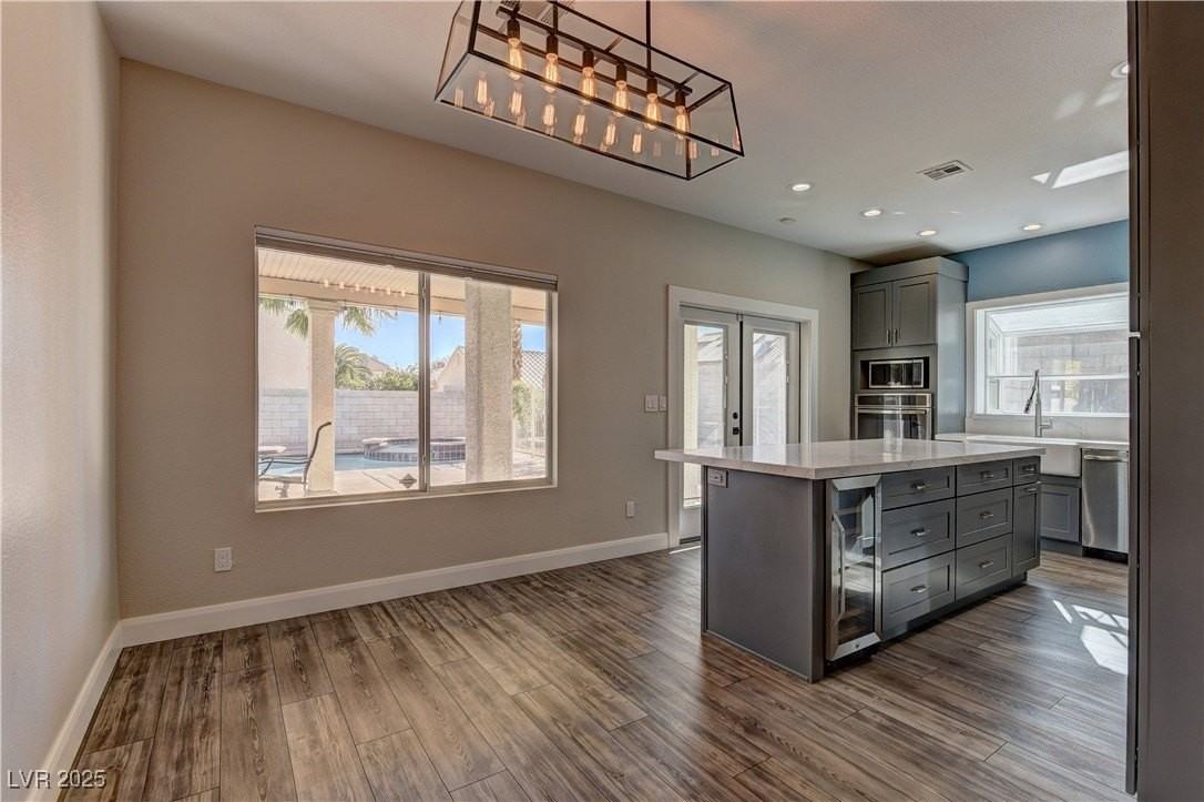 260 Corvallis Ct - Photo 5 of 21