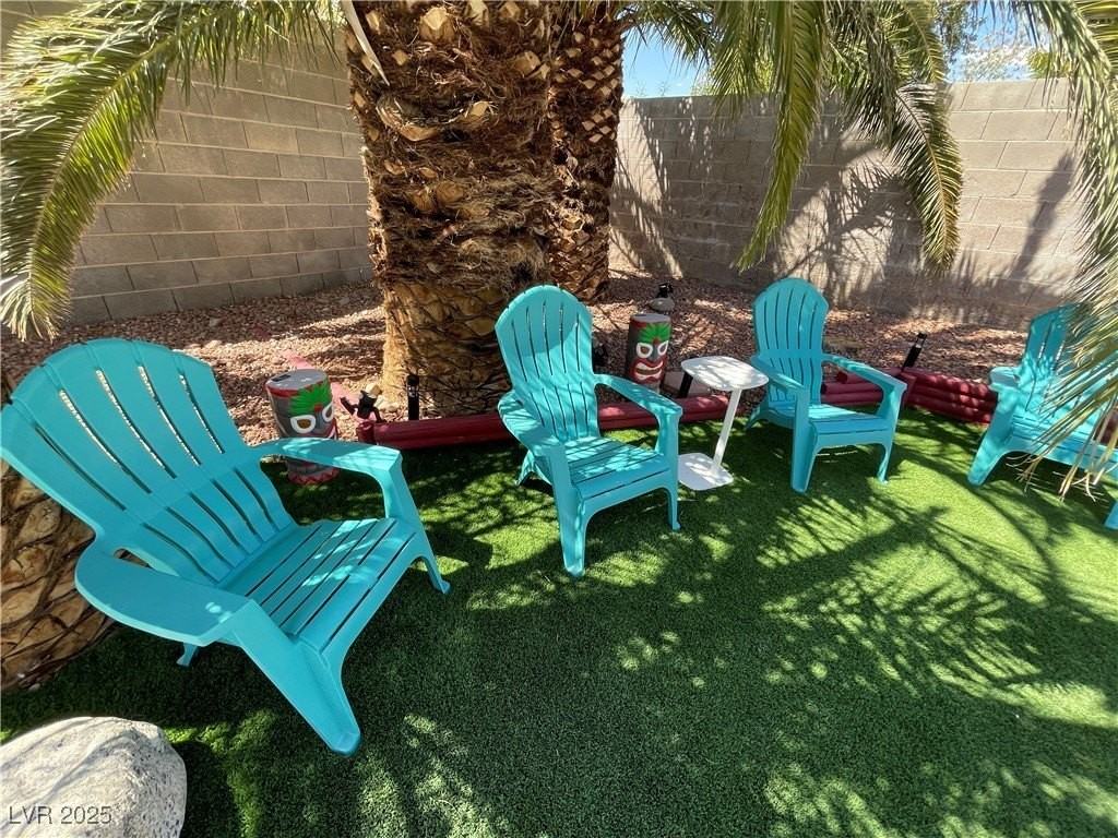 1332 Royal Creek Court - Photo 3 of 25