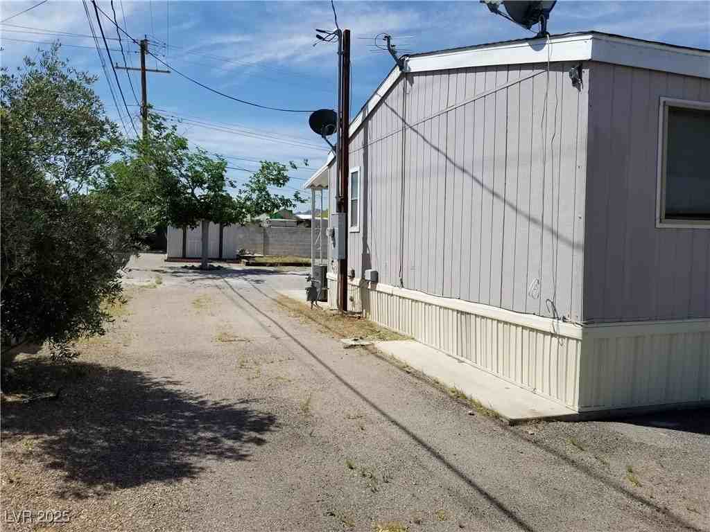 252 Navajo Dr - Photo 6 of 19