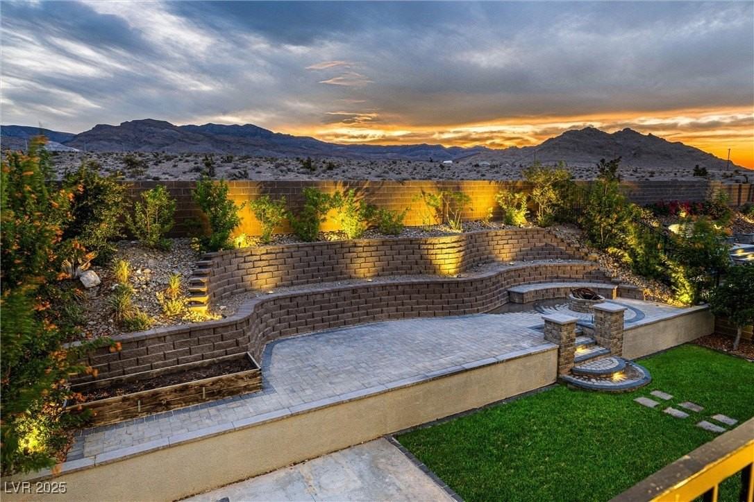 4631 Amazing View St - Photo 3 of 50